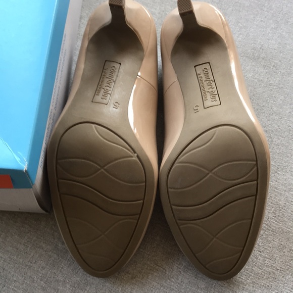 Comfort plus Shoes - Picture 4 of 5
